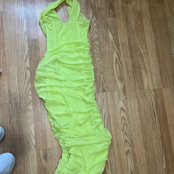 House of CB Valentina Asymmetric Cutout One-Shoulder Midi Dress Size Small - Picture 11 of 11